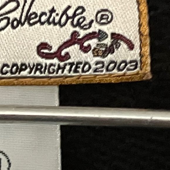 Pair of Spring Sweaters . Size Medium - Picture 2 of 8